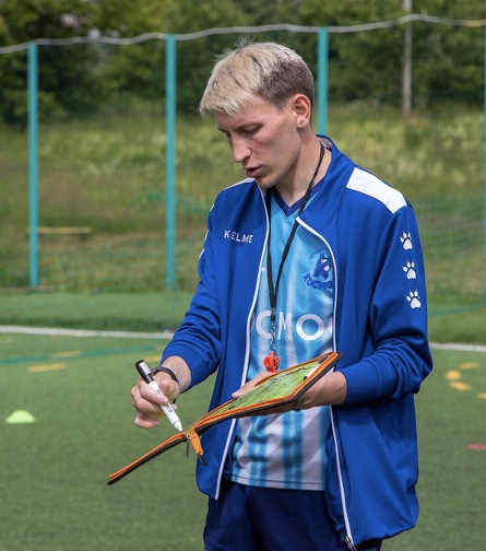 Андрей Петров