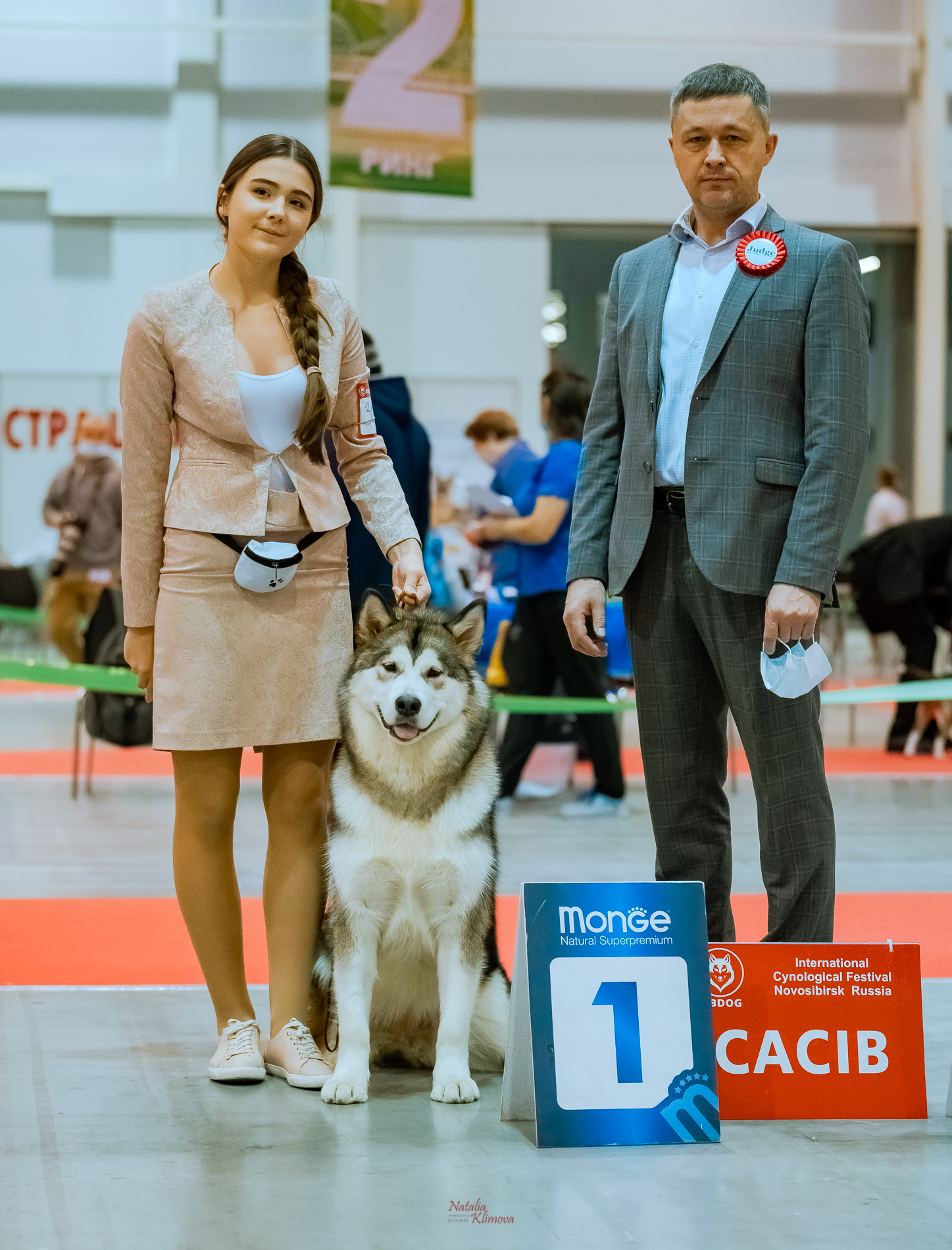 Собака на выставке — фото 1