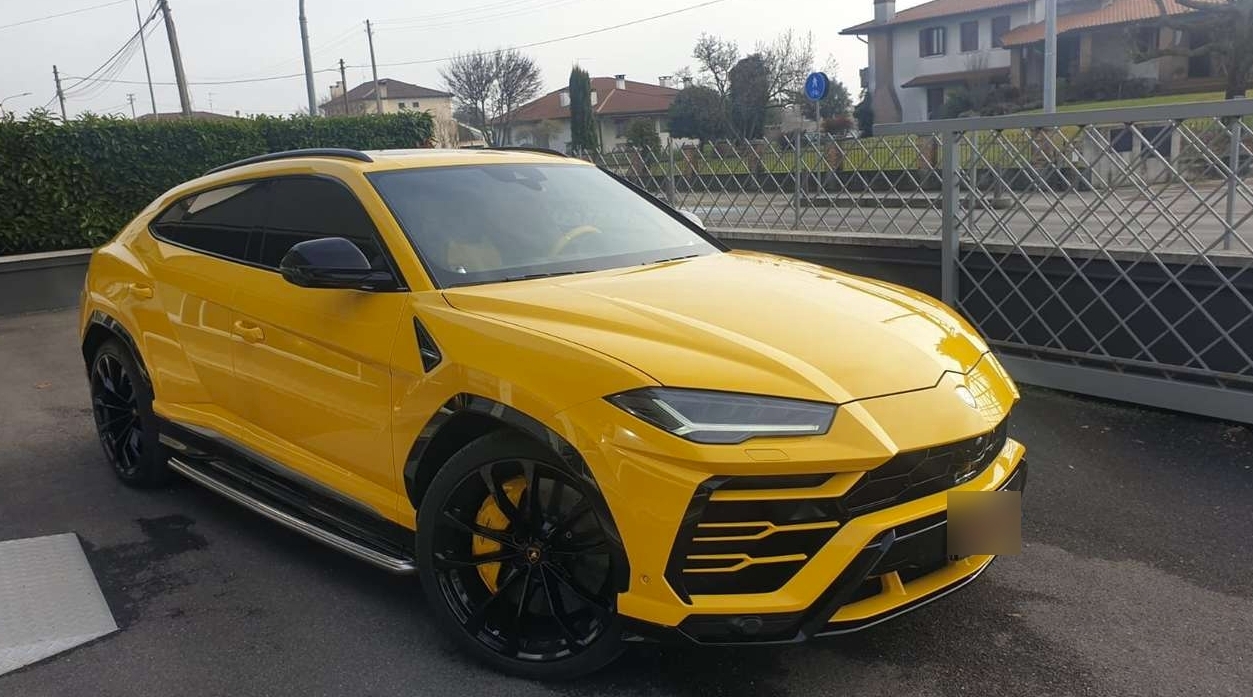 Lamborghini Urus 2020 Р¶РµР»С‚С‹Р№