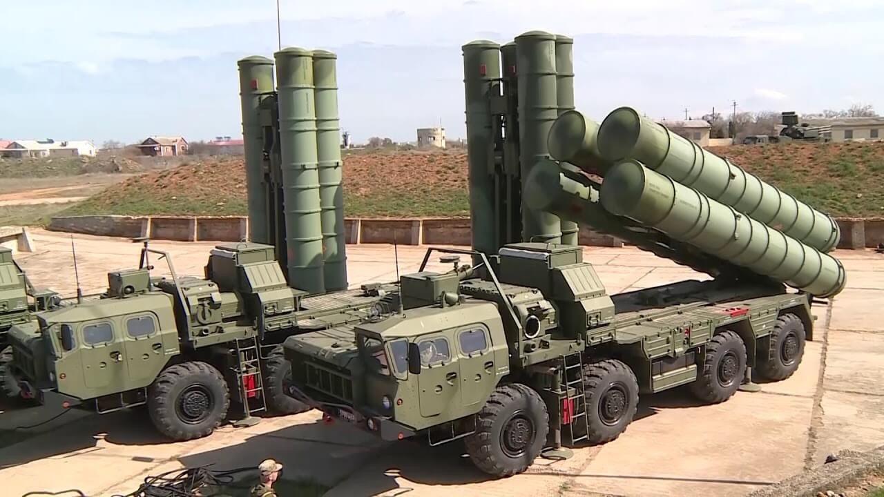 Чем отличаются С-300 от С-400 и какие ещё бывают системы ПВО