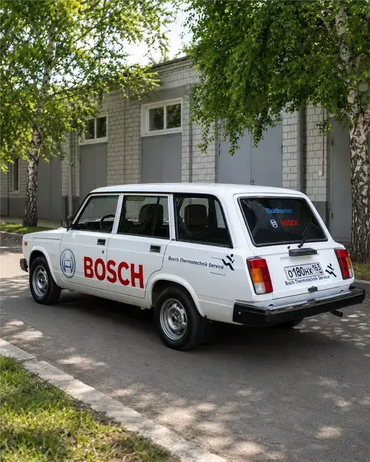 Автомобиль с брендированием Bosch