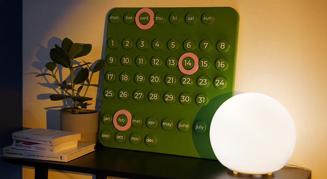 Věčný kalendář v interiéru