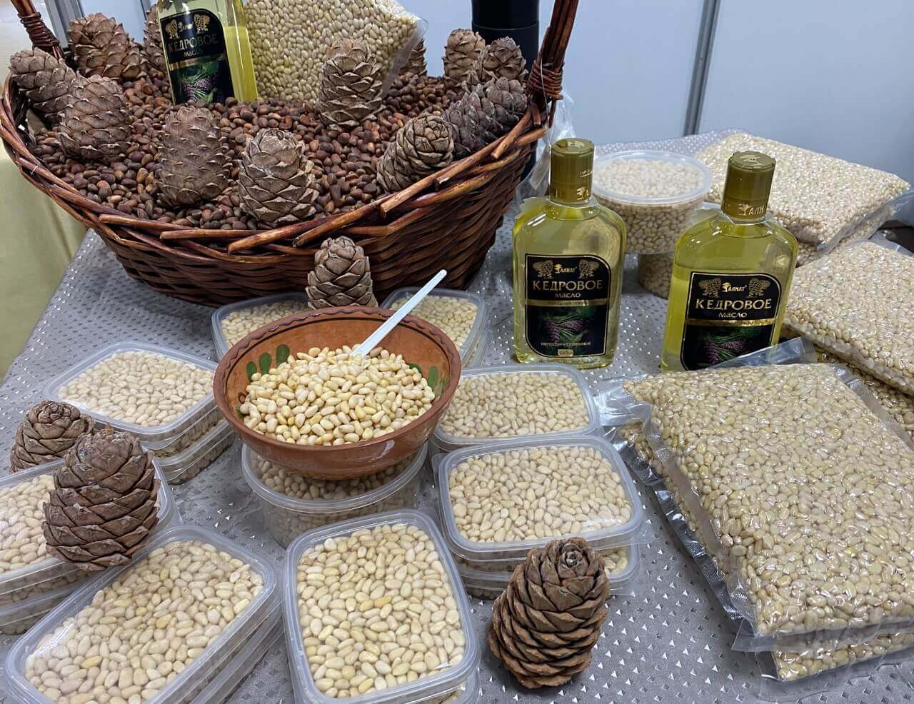 Кедровый орехи и кедровое масло на Православной Выставке 25 января 2023