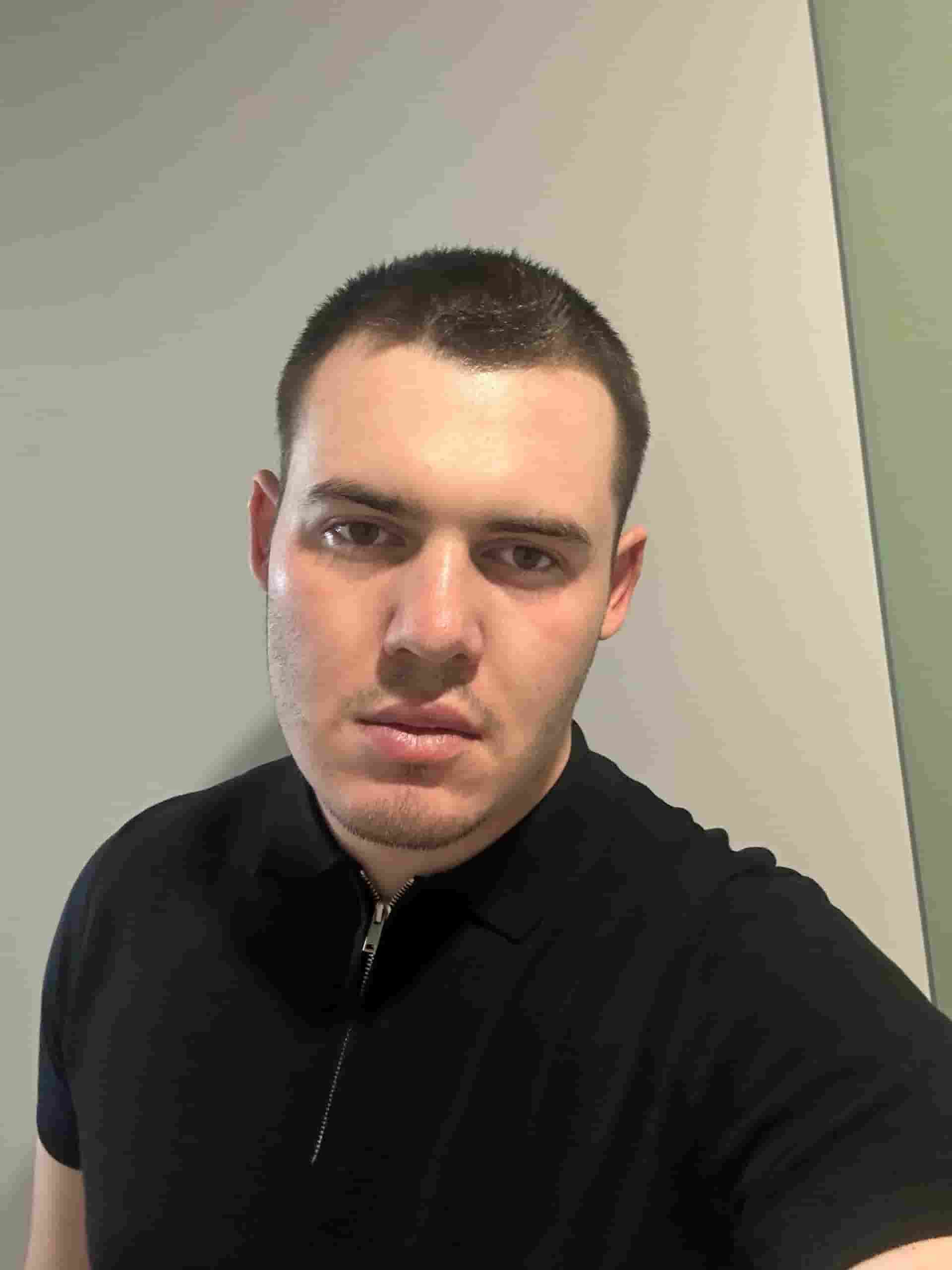 Менеджер Данил