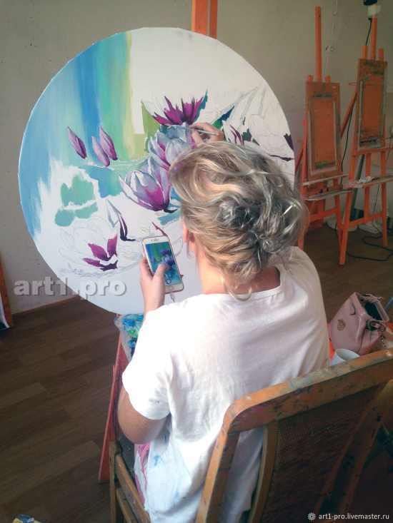 круглая картина маслом бирюзовая