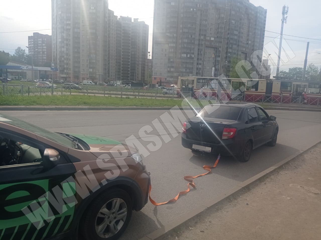 Буксировка автомобиля на торсу