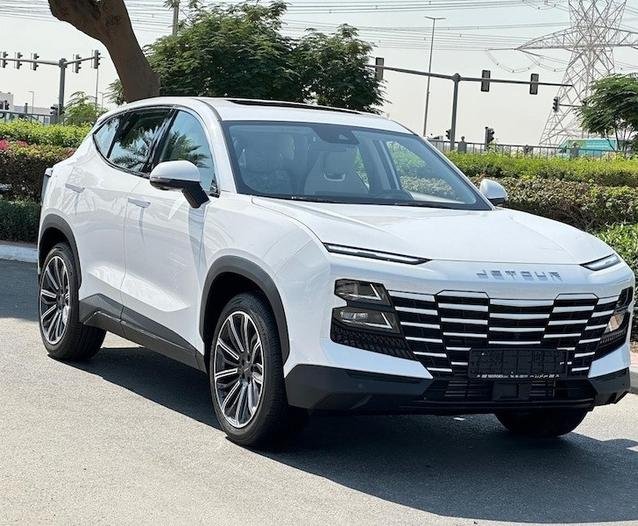 Jetour Dashing, кроссовер из нового списка автомобилей для такси