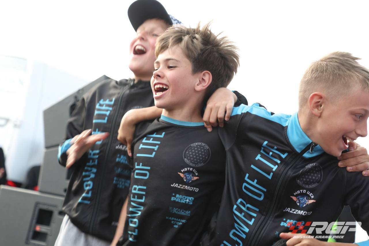 Триумф гонщиков «Flower of Life Racing Team» в Игора Драйв