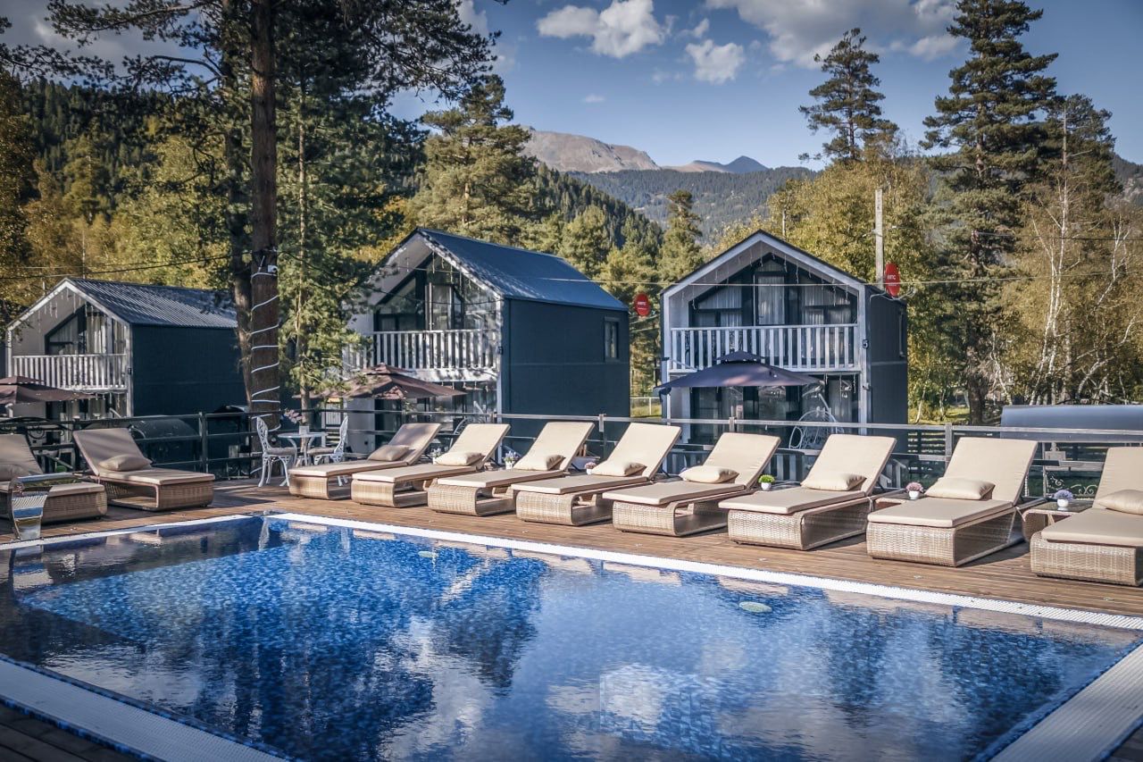 Отель KayaSity в Архызе - панорамные виды и современный сервис