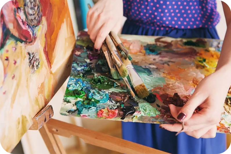 фото нанесения макияжа на лицо девушки 