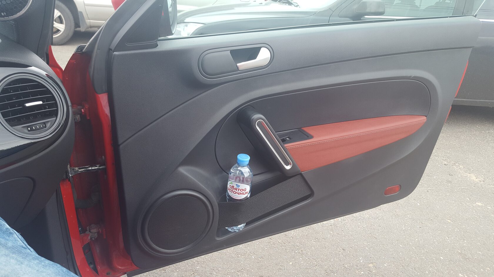 замена колонок акустики динамиков volkdwagen beetle