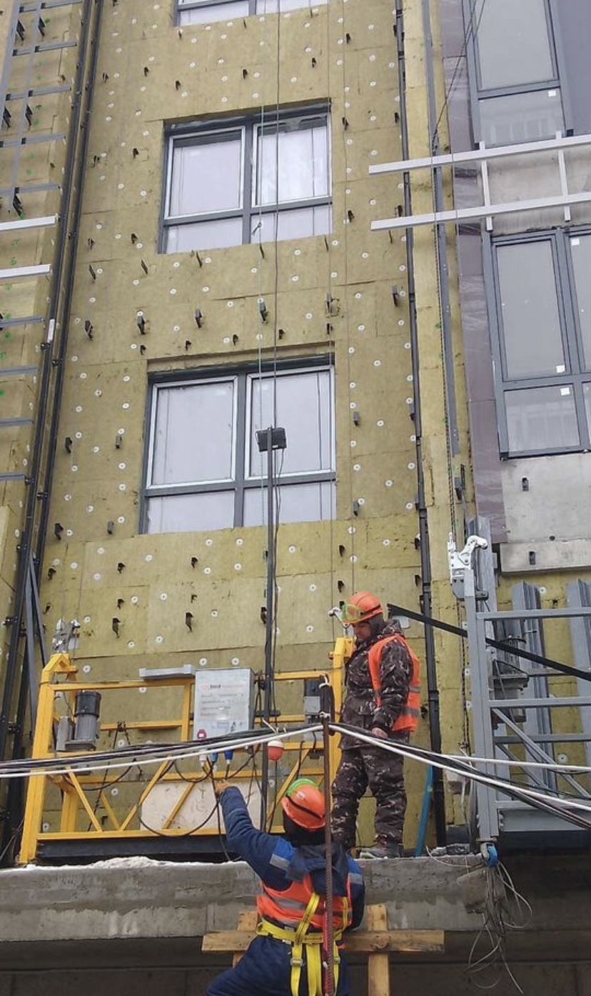 монтаж фасадов