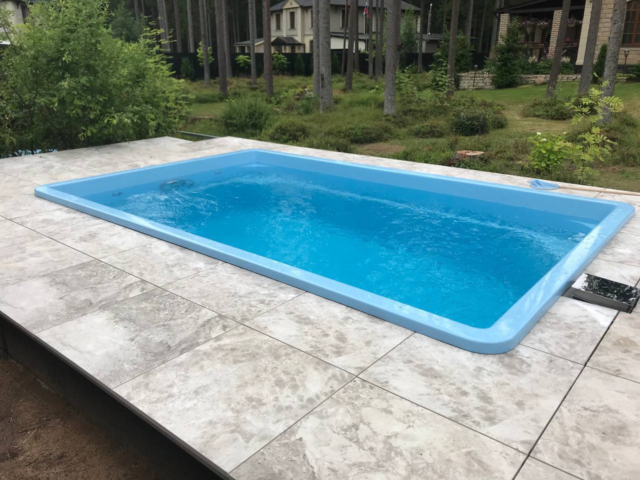 Композитный бассейн Лагуна, индивидуальный подход