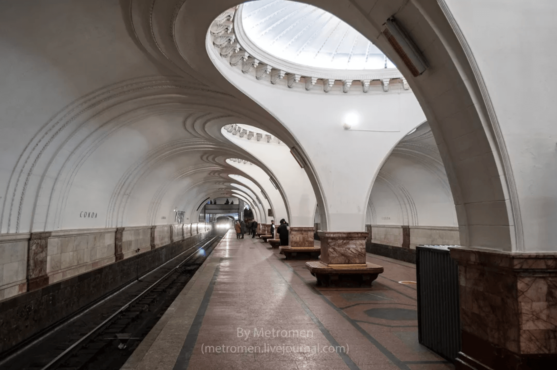 Метро сокол москва. Станция Сокол 1935 Москва. Метро Сокол 1938. Станция Сокол Москва призраки. Станция метро Сокол Москва.