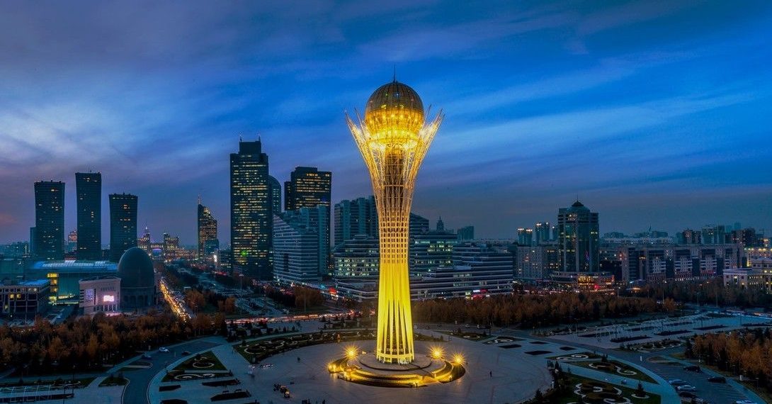Сети астана. Монумент Астана-Байтерек. Байтерек Астана. Астана Сити 2022.