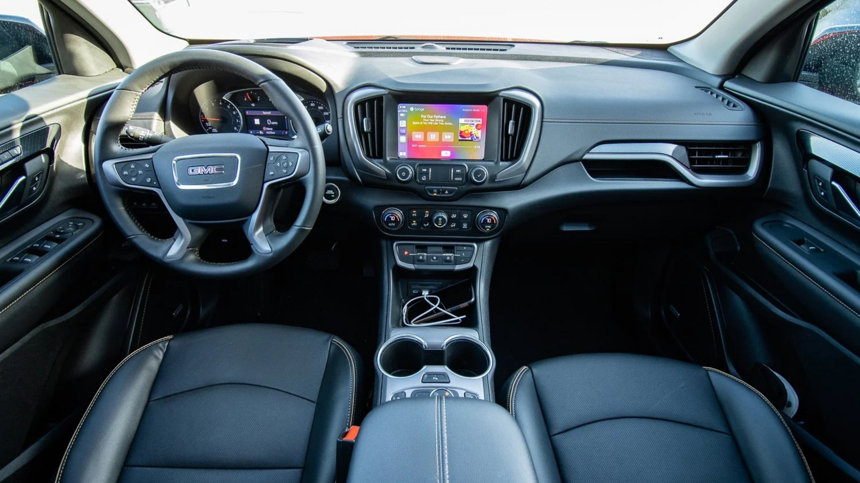 Chevrolet Equinox 2024 интерьер