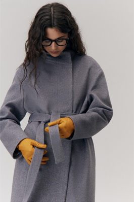 Куртка женская бежевая