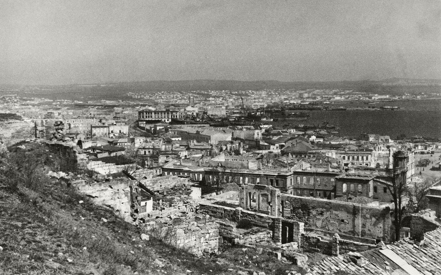 Керчь 1944. Керчь в годы войны 1941-1945. Керчь 1945. Керчь после войны. Керчь 1945 город.