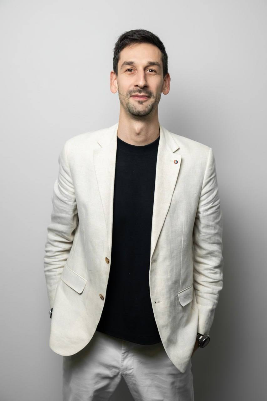 Евгений Григорьев