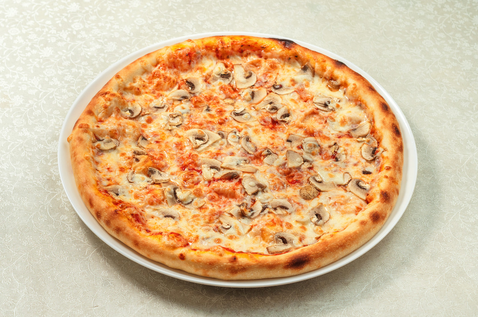 Села пицца. Пицца с курицей. Пицца с гречкой. Пицца 32 см. Пицца 32 см как выглядит.