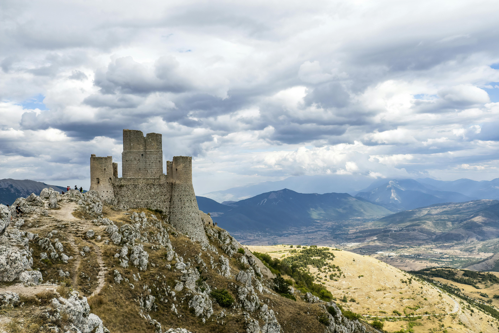 Италия. Крепость в Рокка Калашо