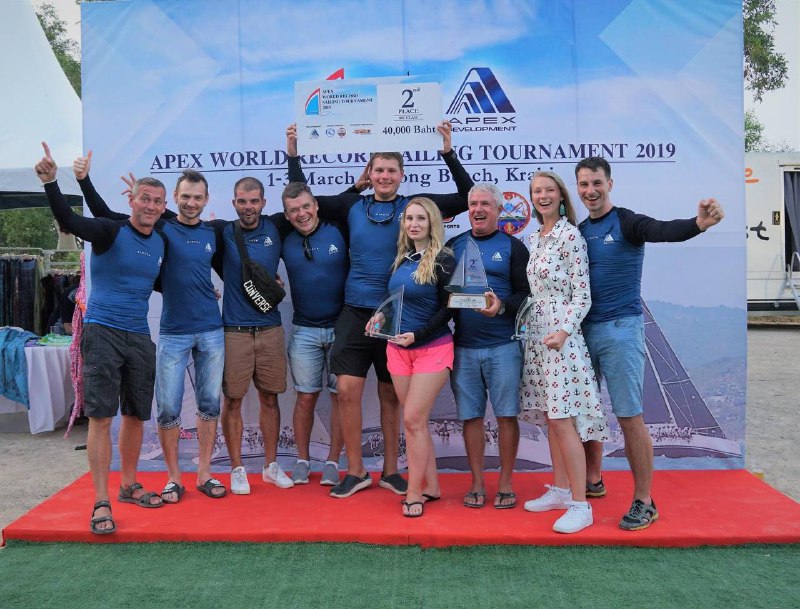 Команда MegaZip, спонсируемая агенством Lemandom, заняла второе место на регате Apex World Record Sailing Tournament