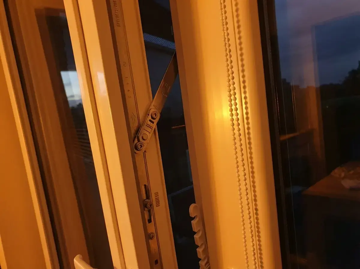 Внутренний блокиратор