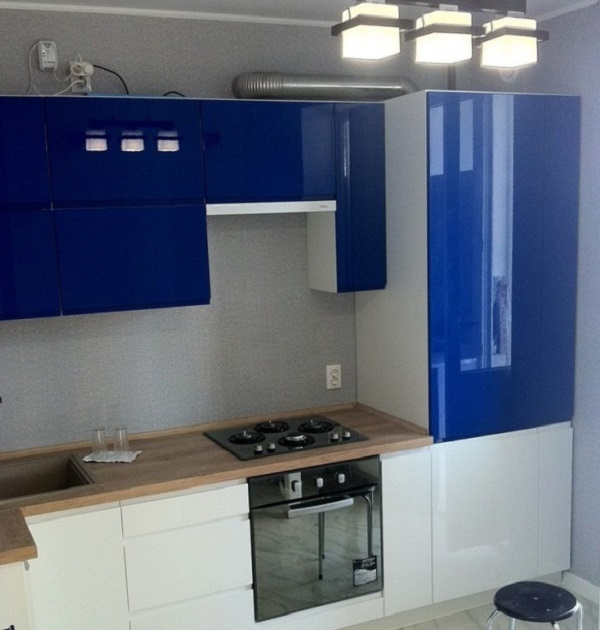 красивая кухня крашенный мдф