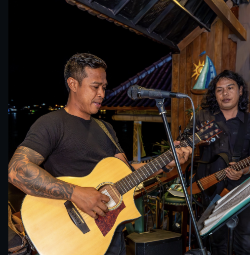 Cocktail bar in lembongan