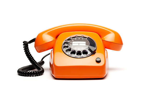 Черный телефон оранжевая. Оранжевый телефон. Монитор телефона оранжевый. Philips оранжевый телефон. Оранжевый телефонный аппарат мультяшный.