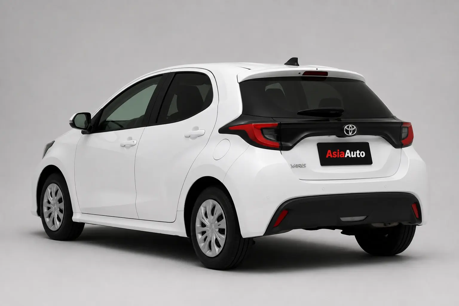 Toyota Yaris салон