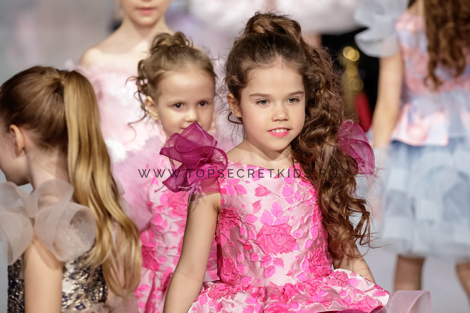 Secret kids. Школа моделей. Модельное агентство для детей Top Secret Kids. Весенний Fashion бал от Top Secret Kids. Школа моделей Ульяновск для детей.