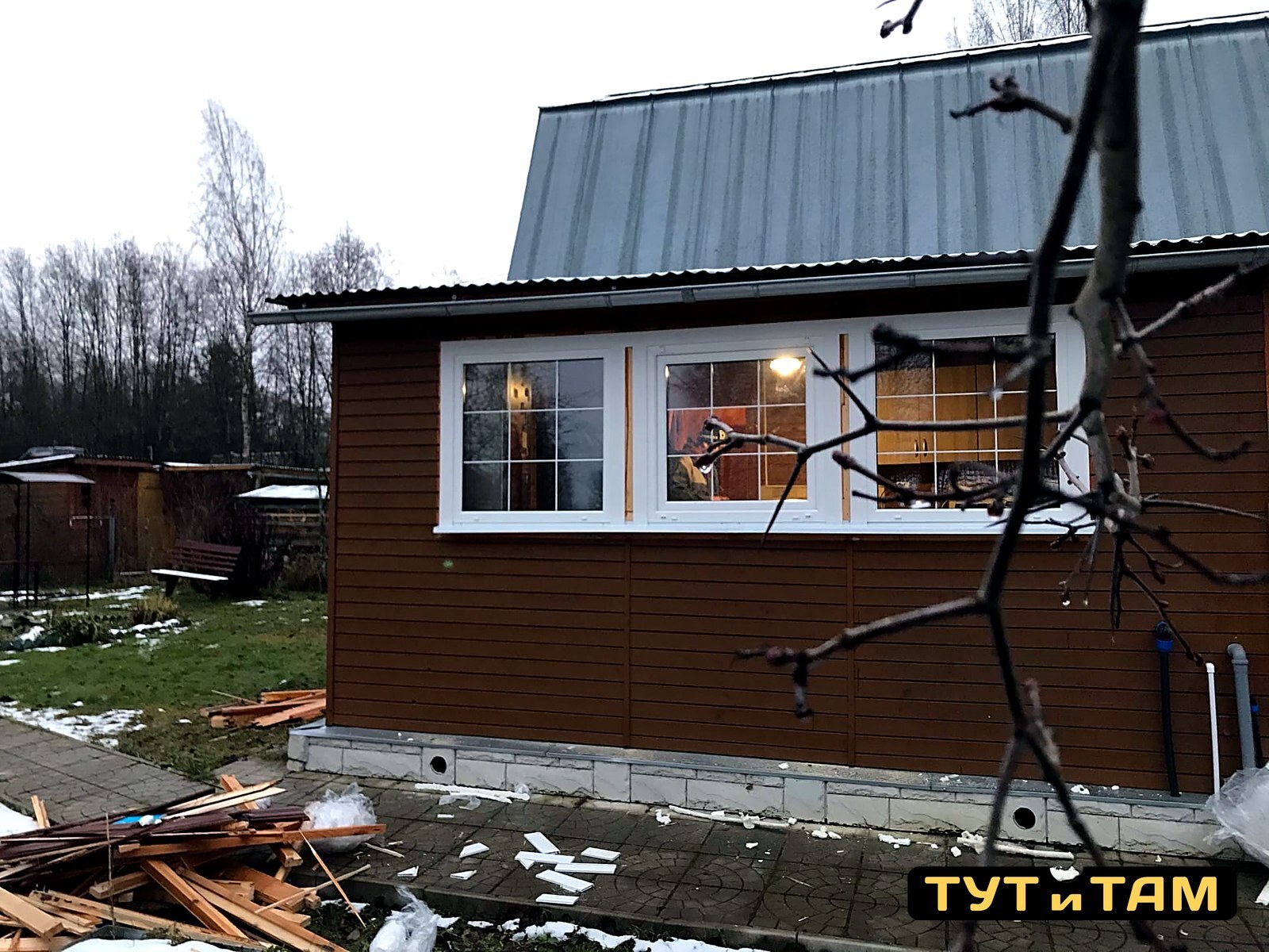 Остеклённая веранда на даче — фото с объекта