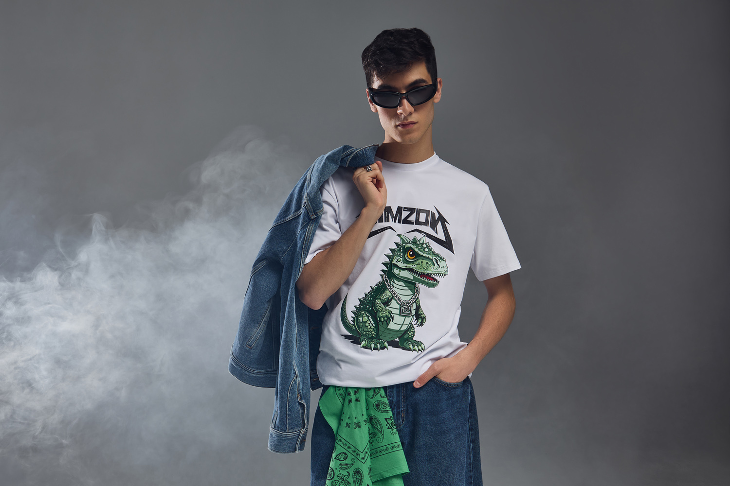 мужчина с джинсовкой креативная съемка