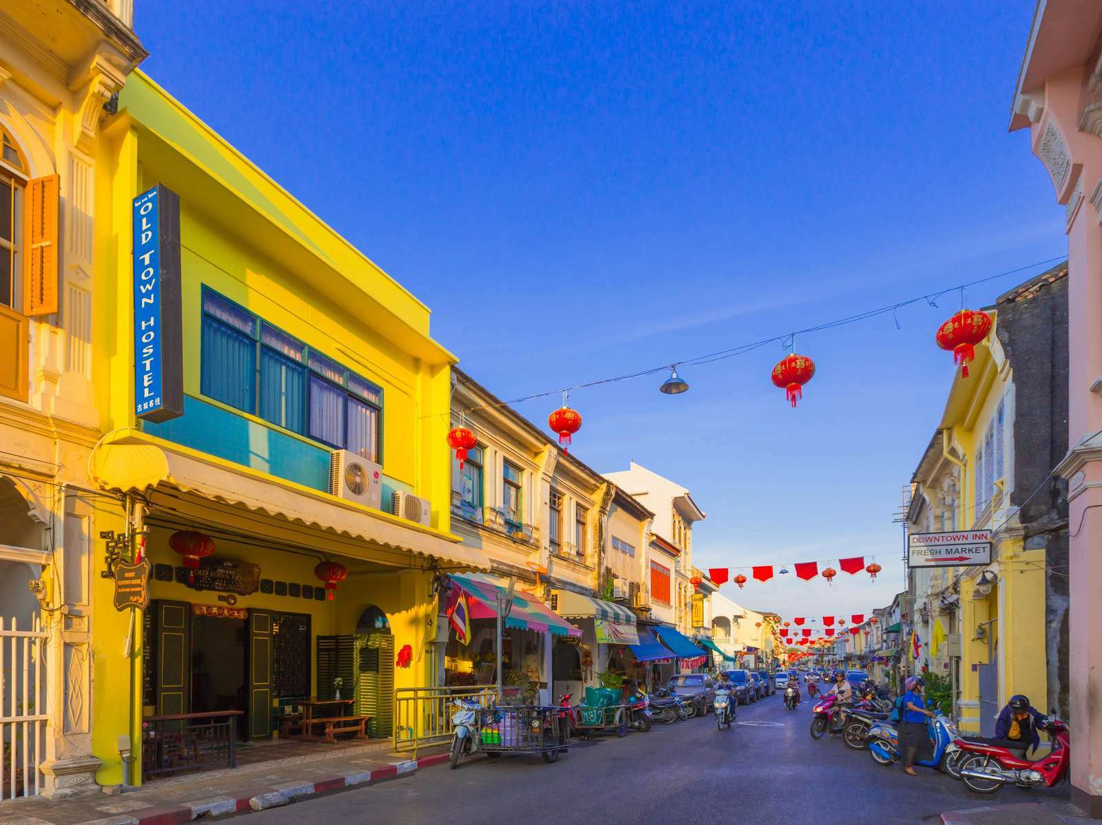 Пхукет олд таун. Пхукет Таун. Старый город Пхукет. Phuket Town старый город.