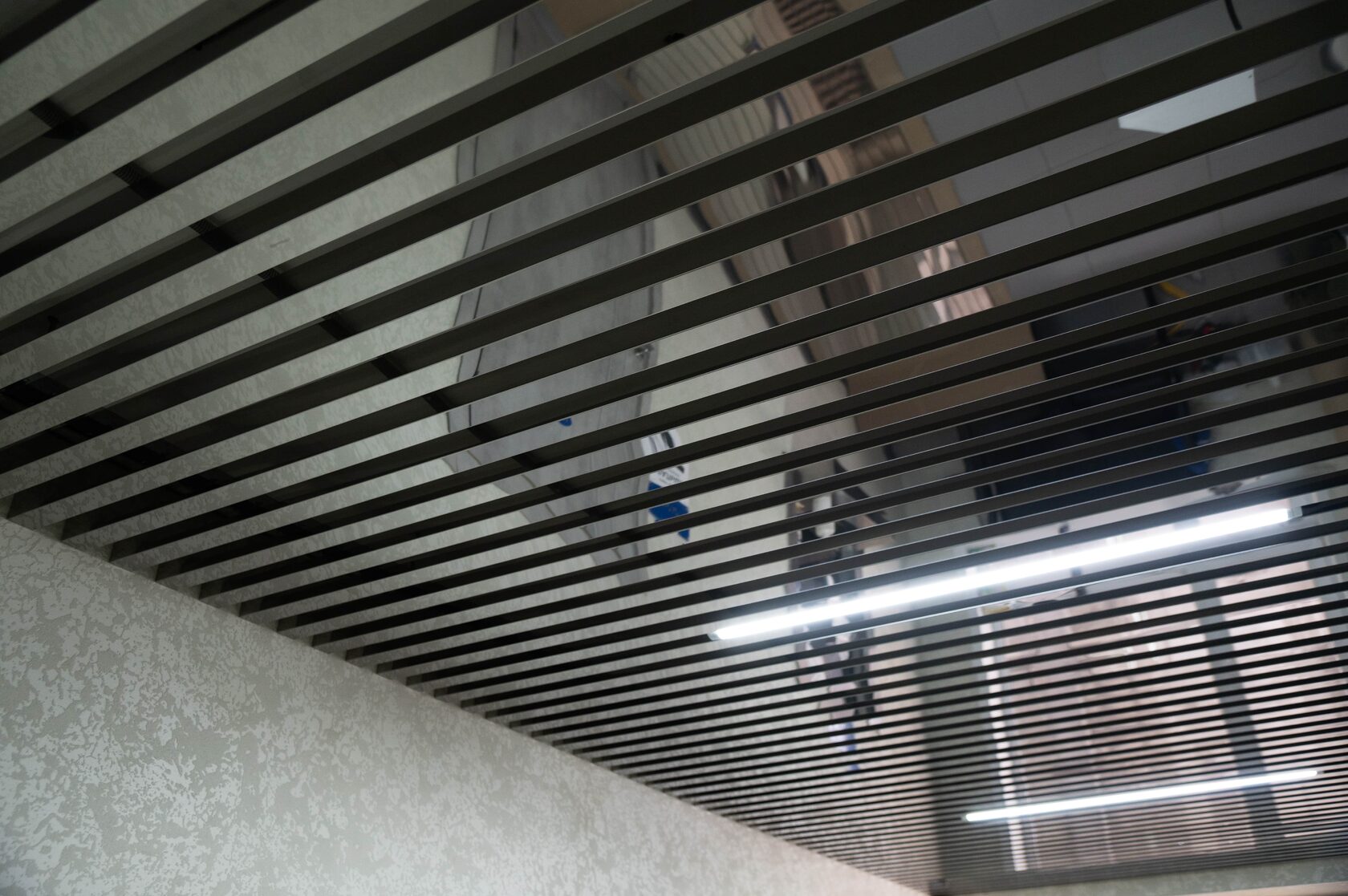 Потолочные и стеновые панели. Панели Aquasteel. Hook-On. Clip-In