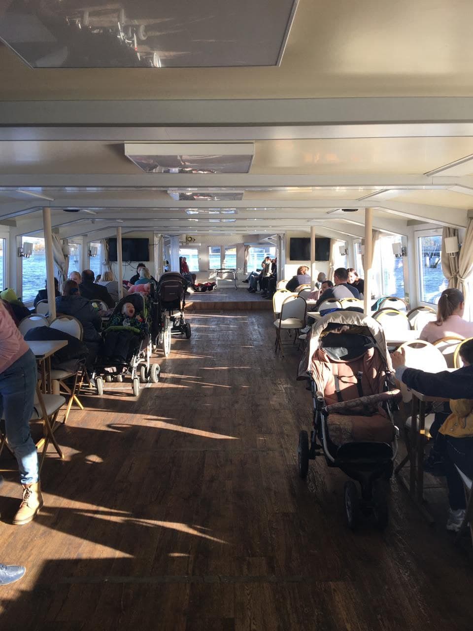 Прогулка на теплоходе по Неве