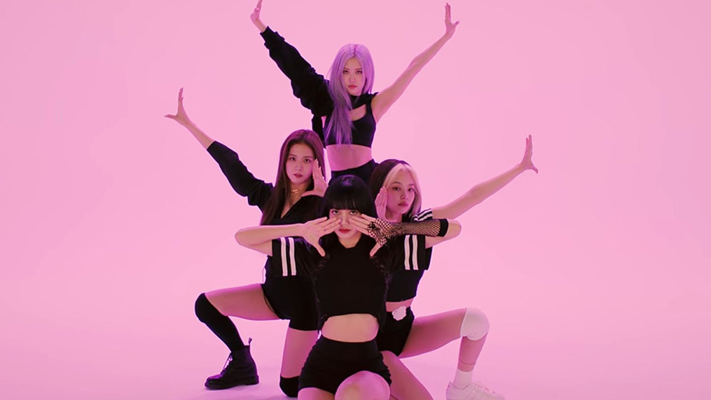 клип «How you like that»