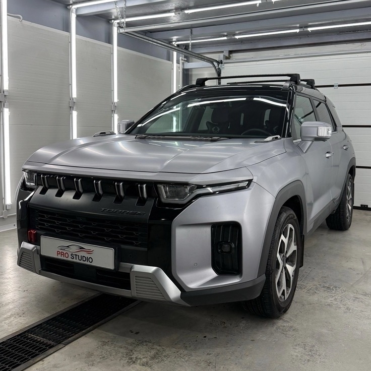 Матовый автомобиль крупный план