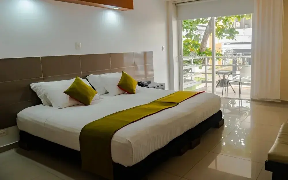 Номер с двуспальной кроватью и выходом на балкон, Waira Suites Hotel, Летисия