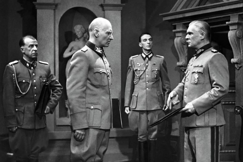 Кадр из этого хорошего фильма 