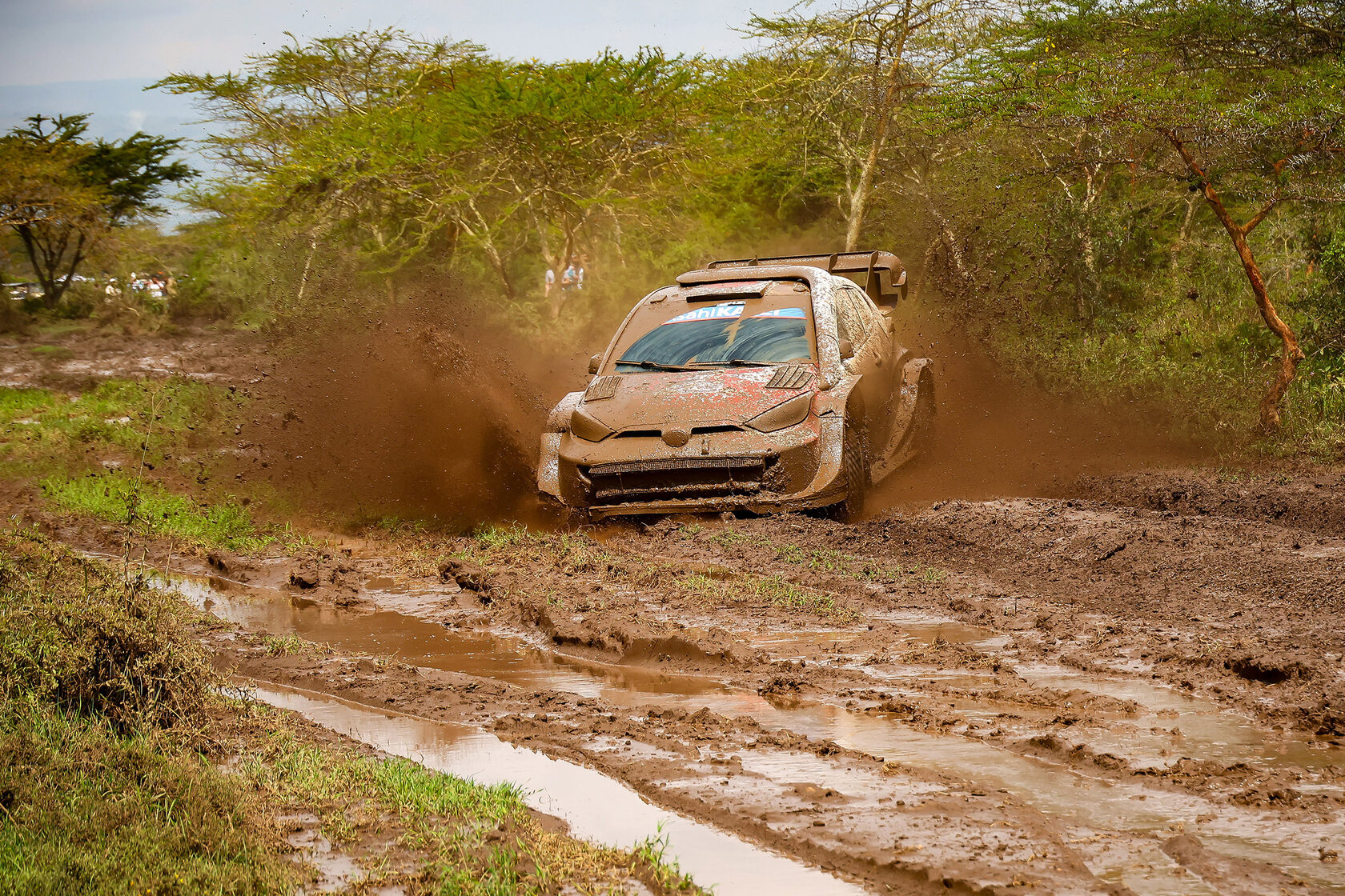 Такамото Кацута и Аарон Джонстон, Toyota GR Yaris Rally1 (A-7653), ралли Сафари 2026