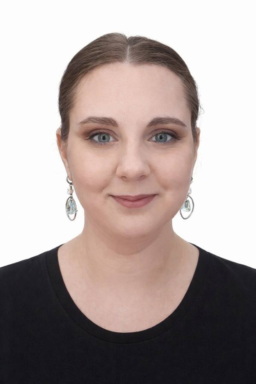 Анна Иванова