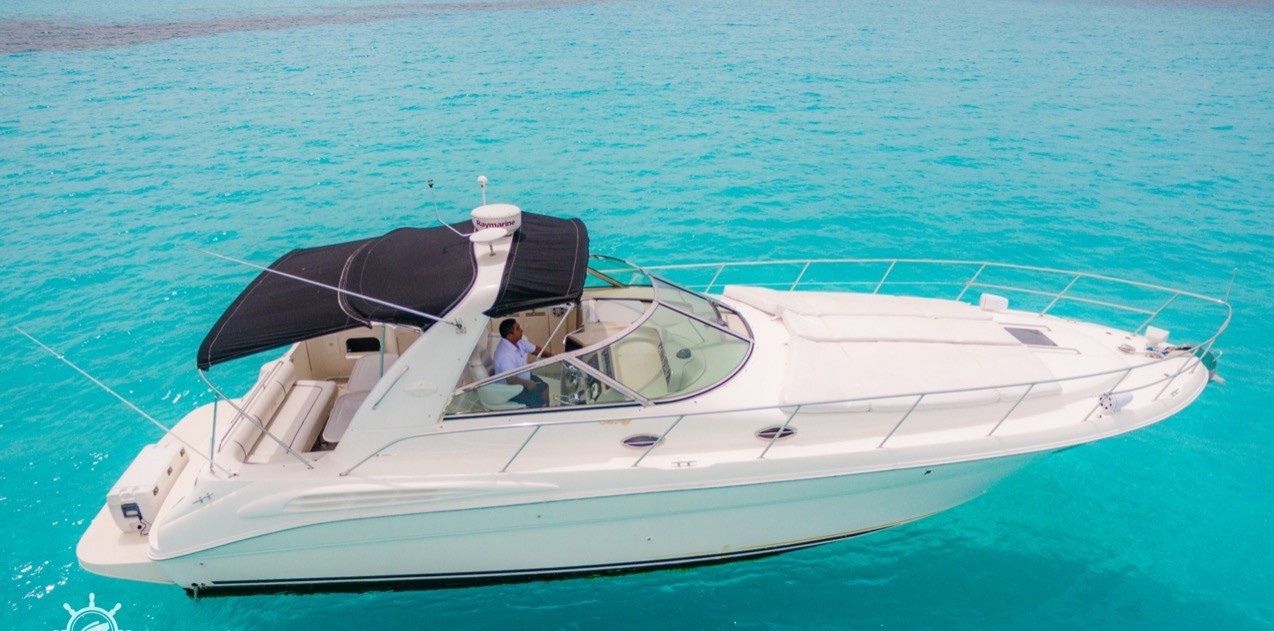 yacht charter cancun