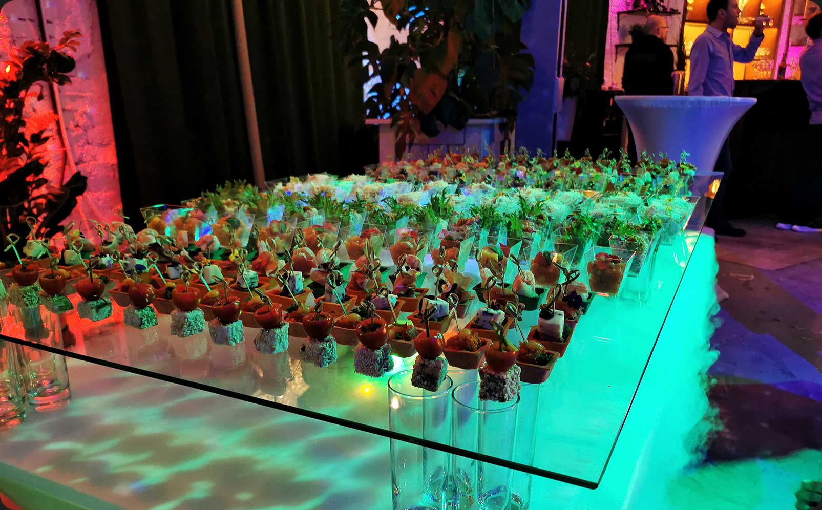 фуршет на новогодний корпоратив