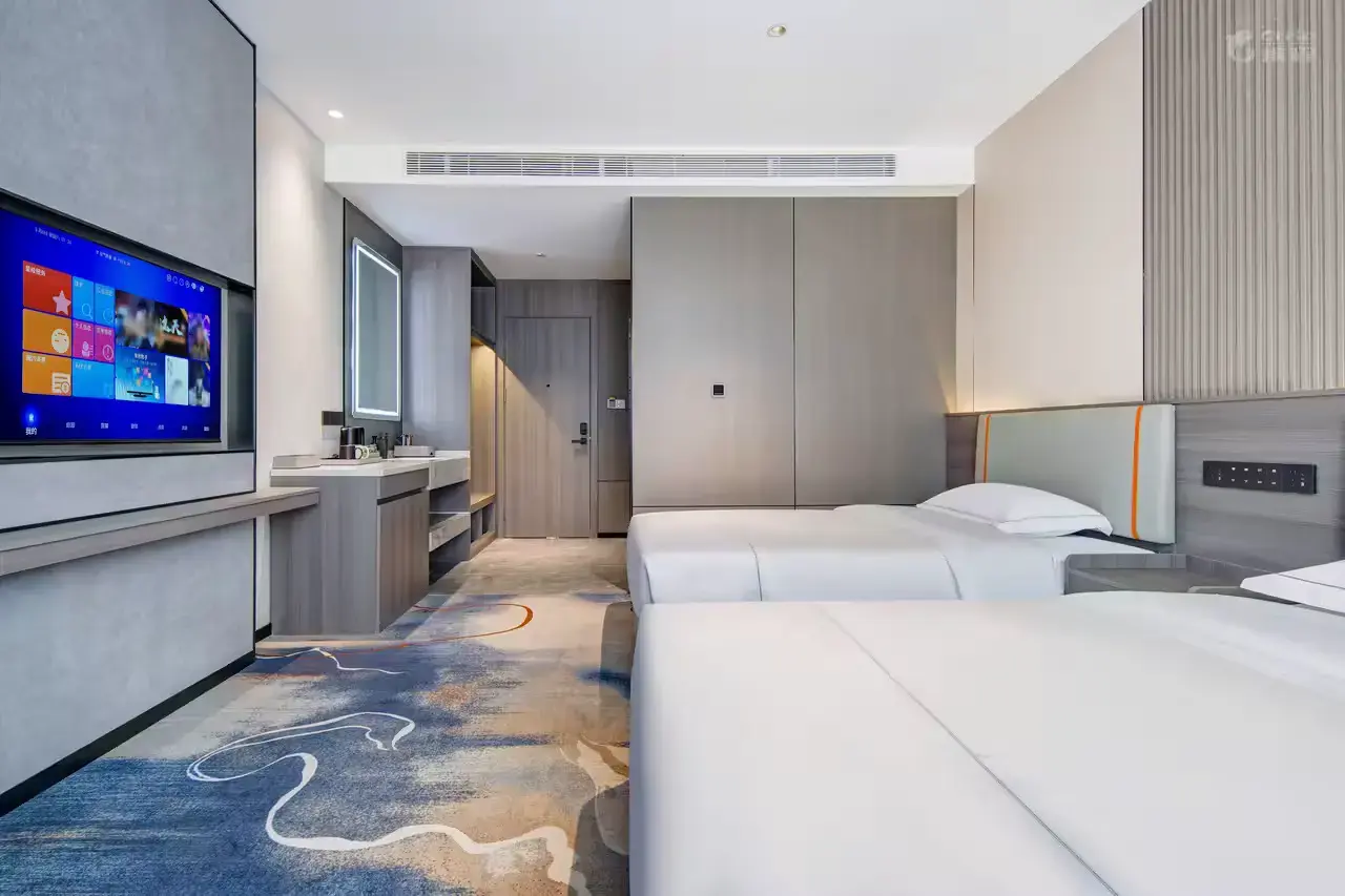 Двухместный номер M-Hotel