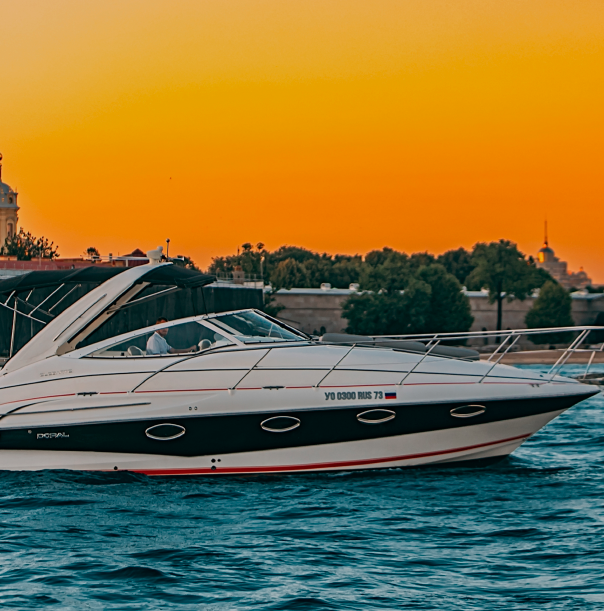 Яхта Ibiza - иллюминация