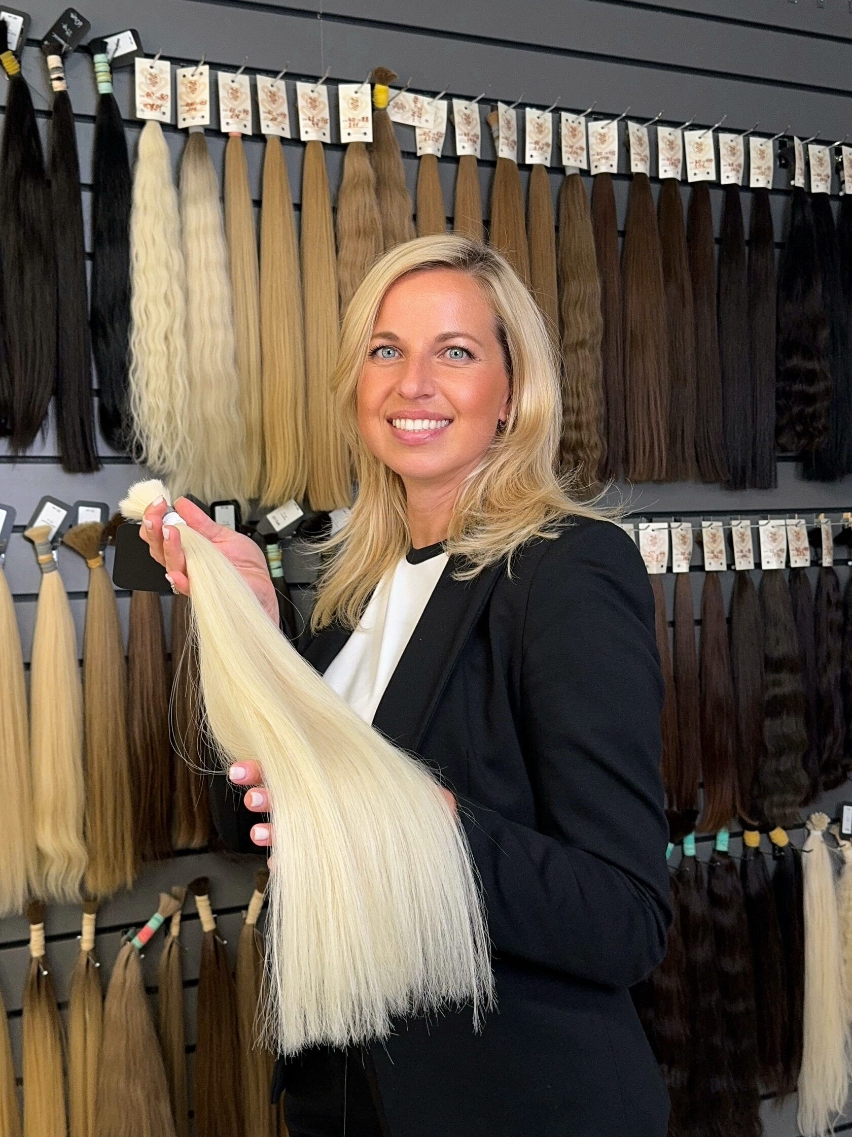 Мастер по наращиванию волос