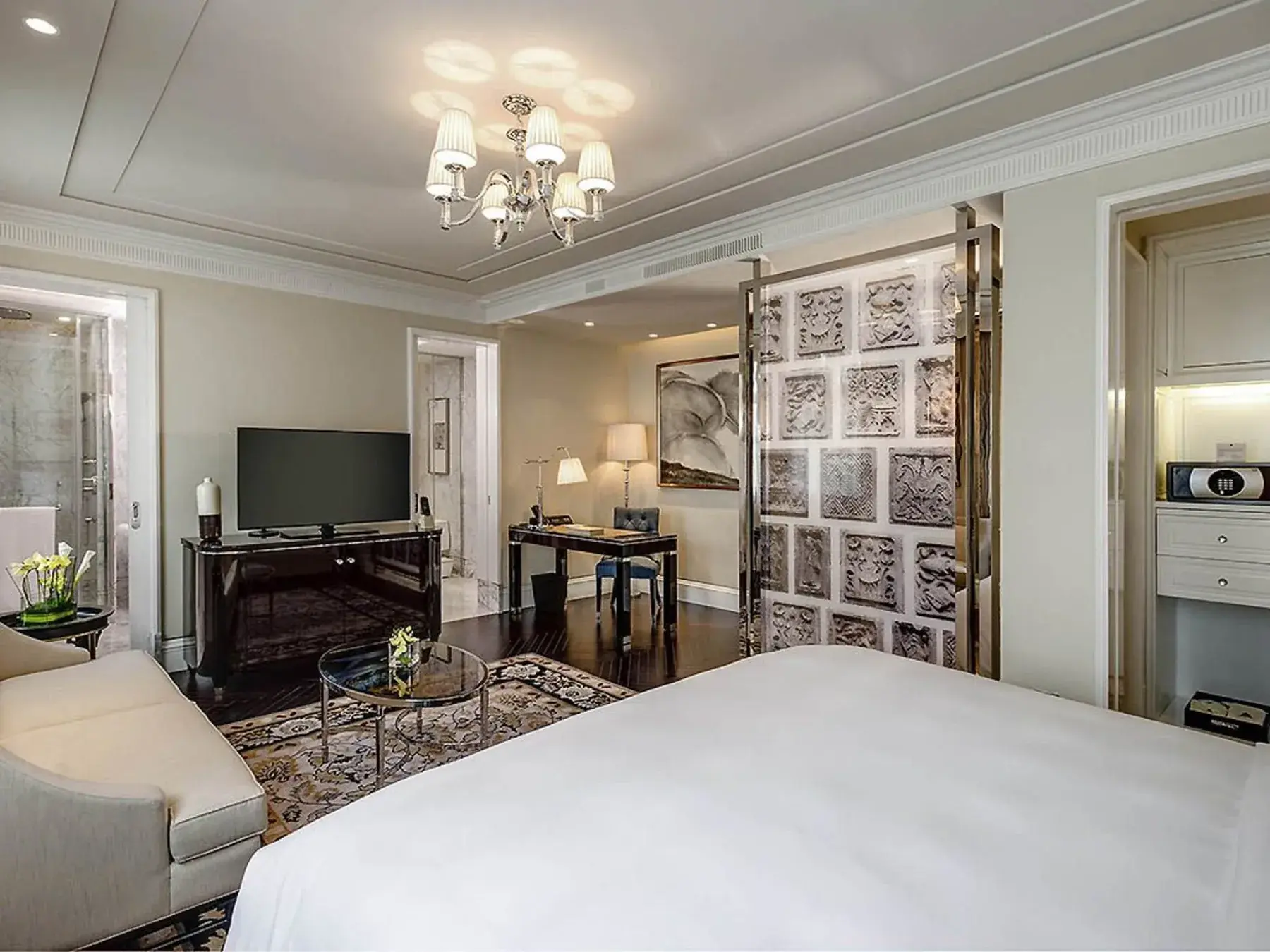 Номер в Sofitel Legend People's Grand Hotel Xi'an
