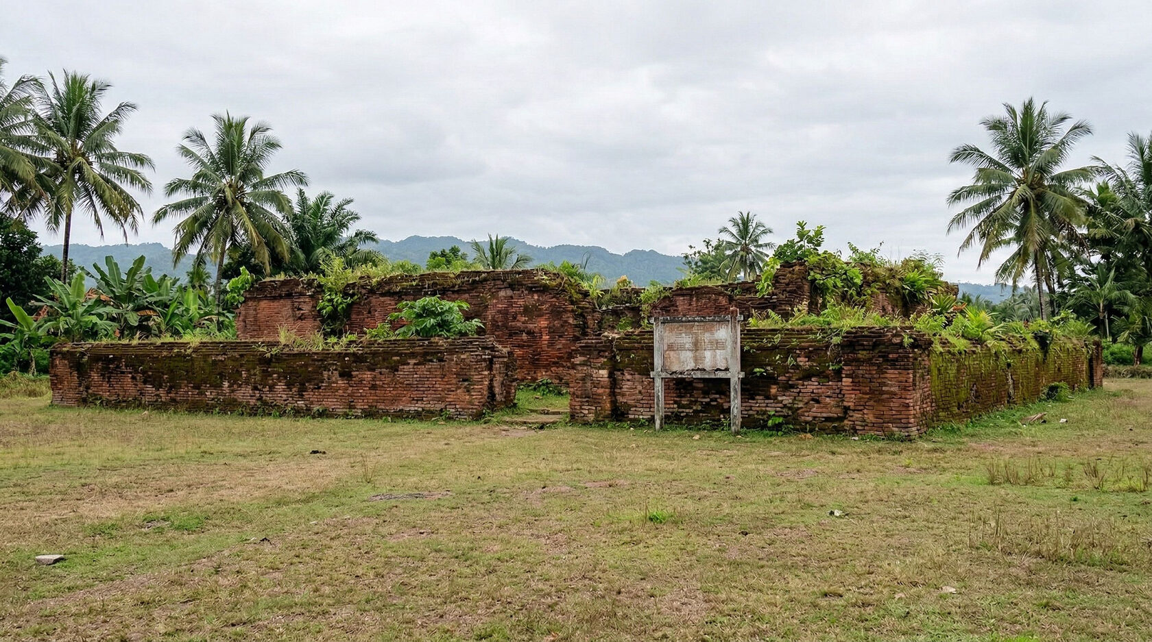 Foto reruntuhan Benteng Sanrobone di Takalar, situs sejarah Sulawesi Selatan